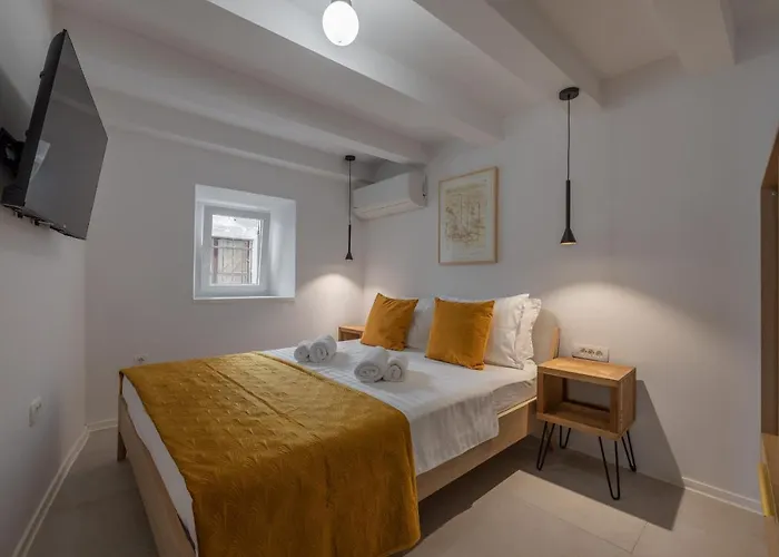 Πανσιόν Miracolo Di Mare Golden House Πιράν