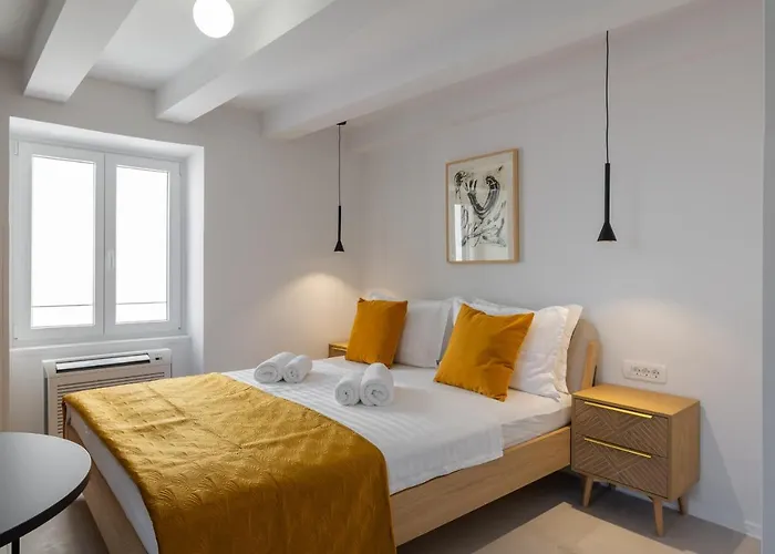 Miracolo Di Mare Golden House Πανσιόν