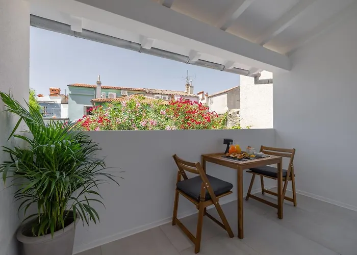 Πανσιόν Miracolo Di Mare Golden House Πιράν