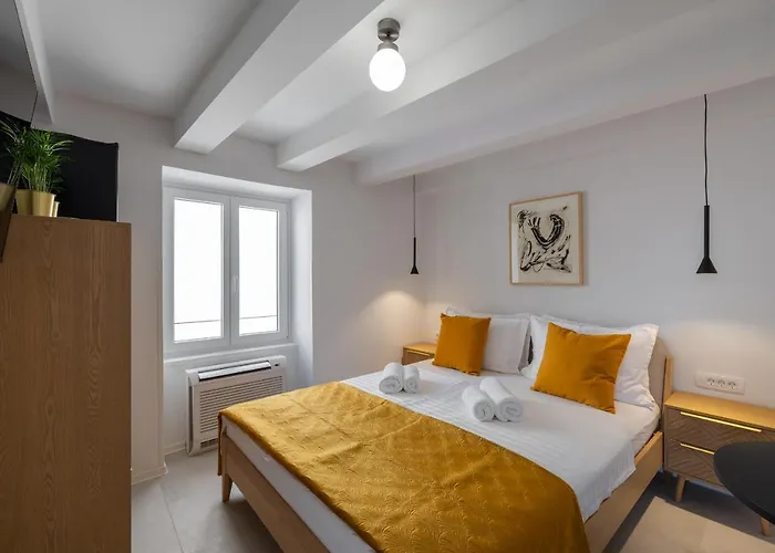 Miracolo Di Mare Golden House